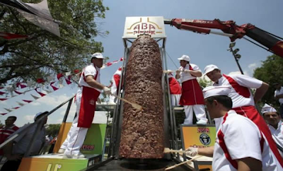 World’s Largest Kebab