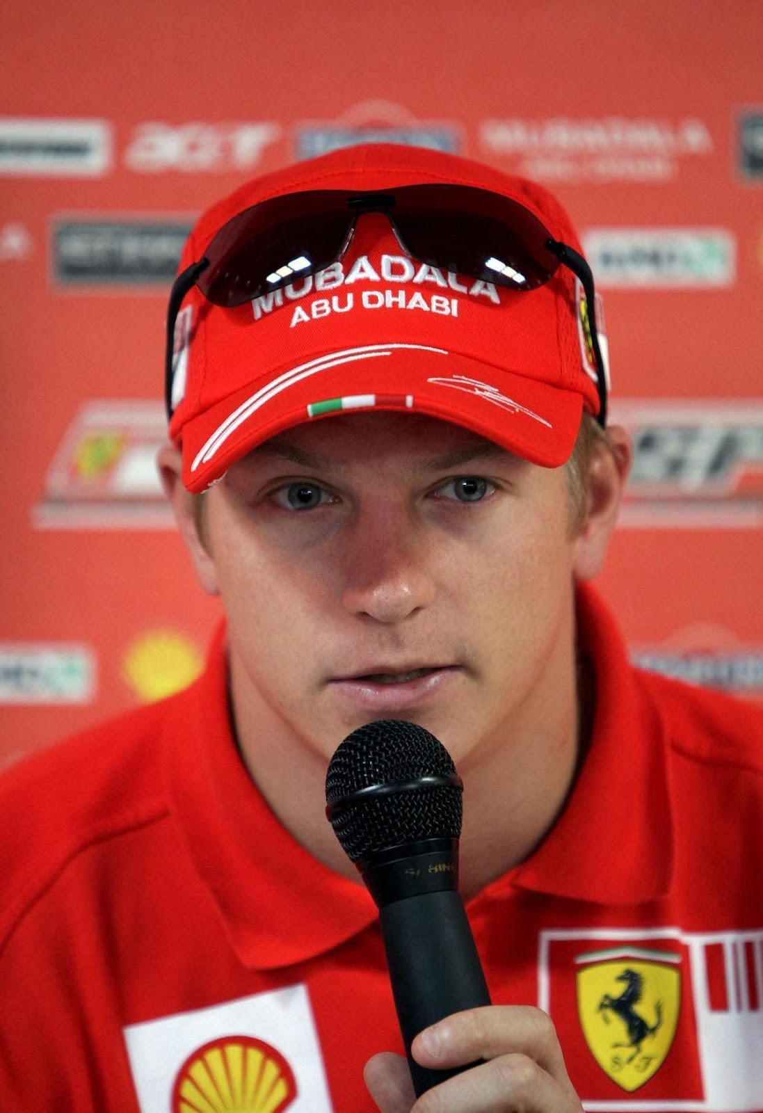 BADBOYS DELUXE KIMI RAIKKONEN RACE CAR DRIVER