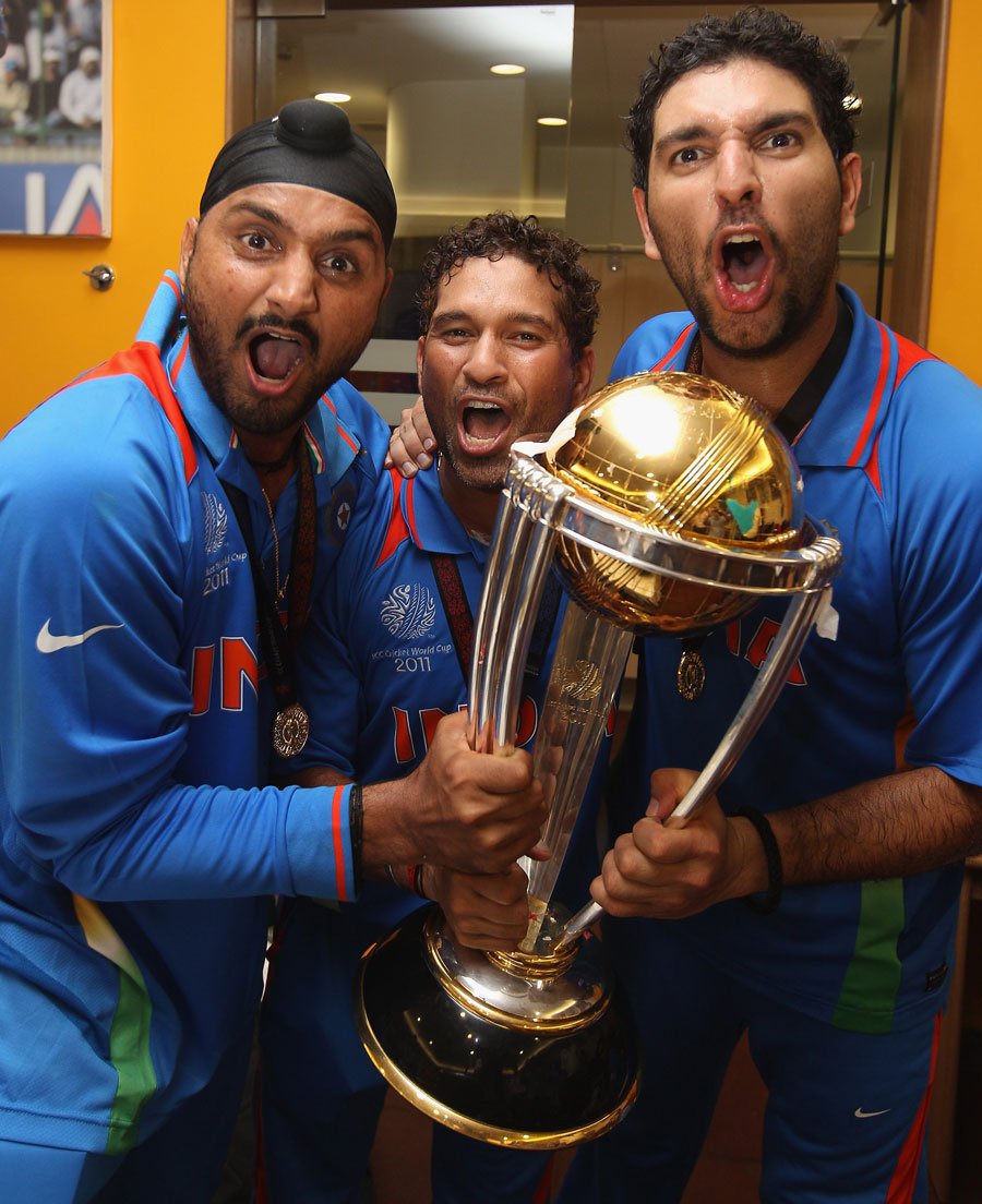 Sachin+with+world+cup+2011+trophy