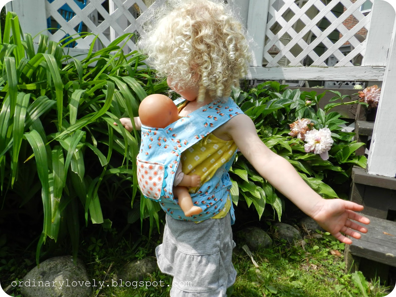 Ordinary Lovely A Baby Doll Carrier for Clare (sewing project show and