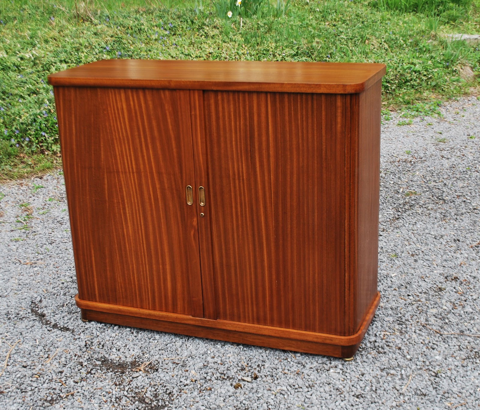 Tribute 20th Decor MidCentury Mahogany Tambour