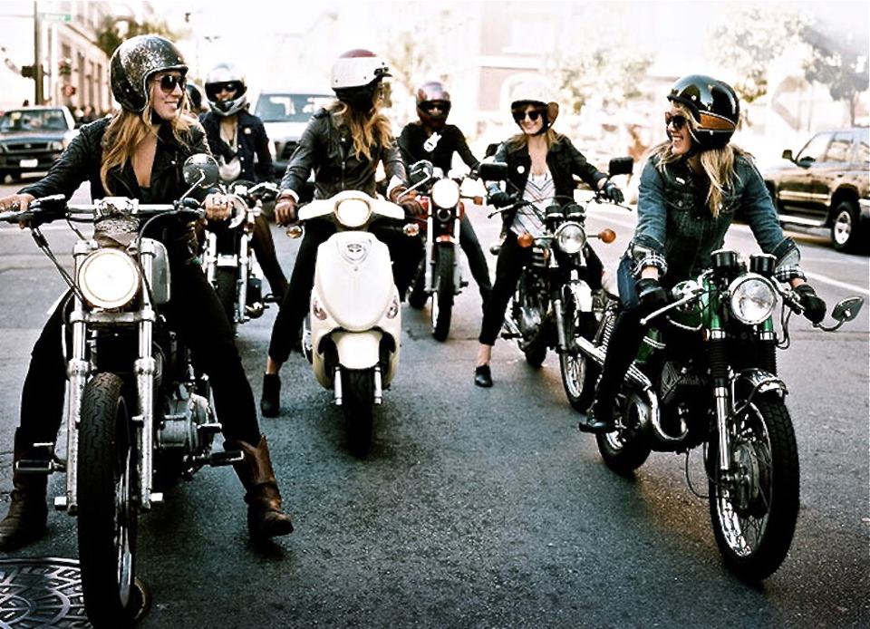 Girls-on-motorcycles.jpg