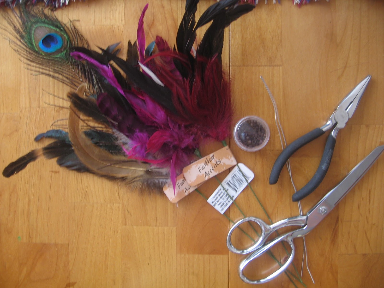 Bee Chick's Buzz Do It Yourself Feather Hair Extension