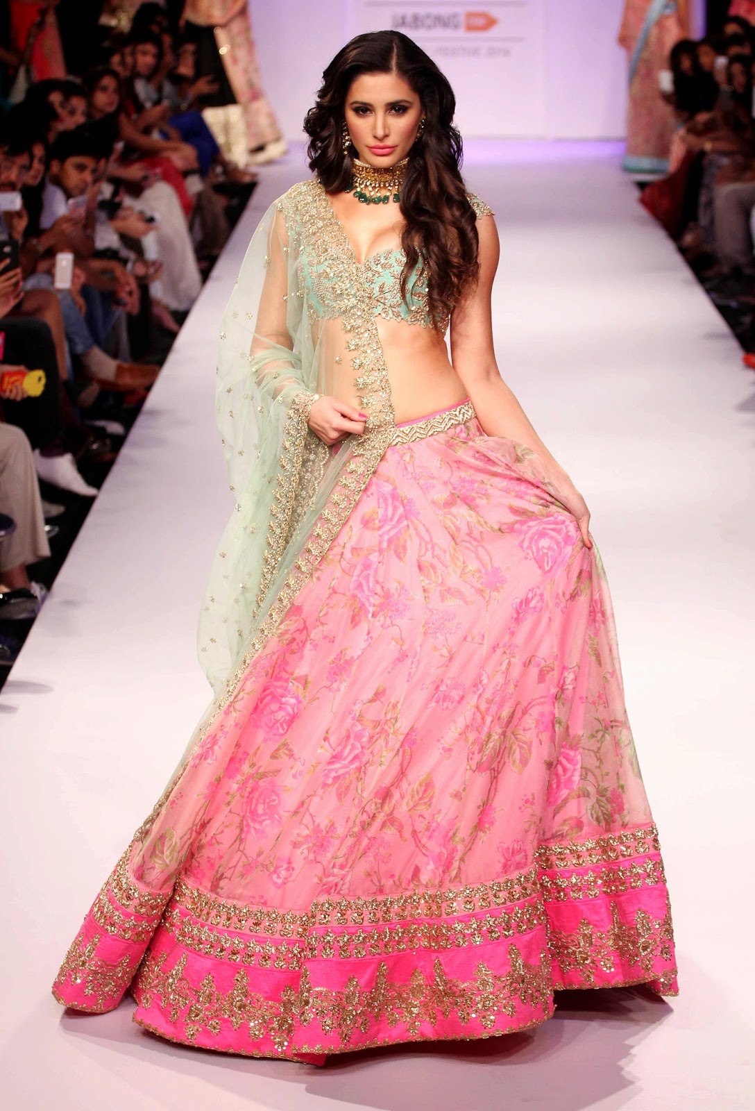High Quality Bollywood Celebrity Pictures: Nargis Fakhri Sexiest