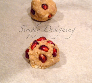Pomegranate White Chocolate Chip Cookies 10 cookies+02 | Pomegranate White Chocolate Chip Cookies | 10 |