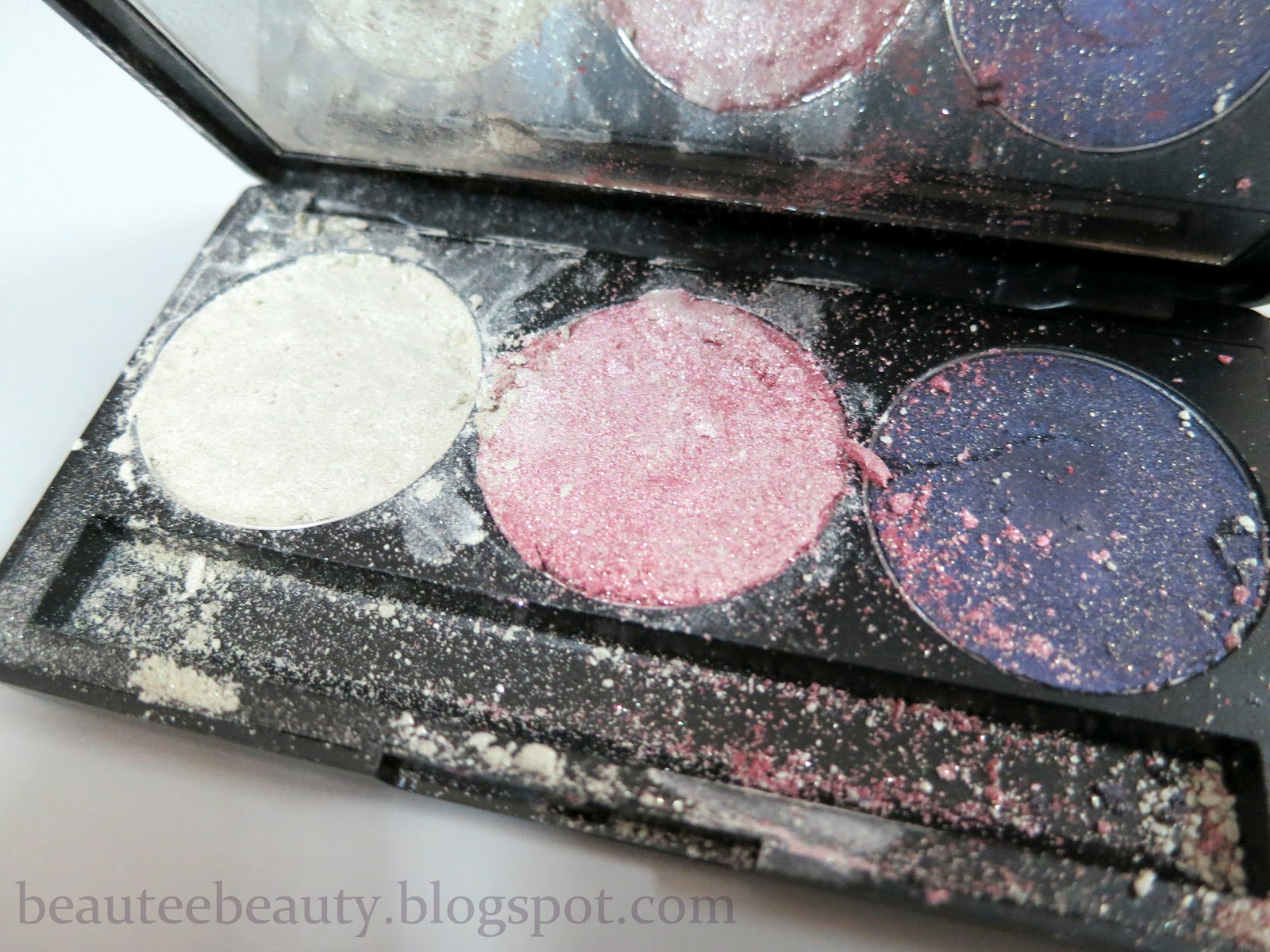 Beautee Beauty Malaysian Beauty Blog Tip How to Fix Broken Eyeshadow