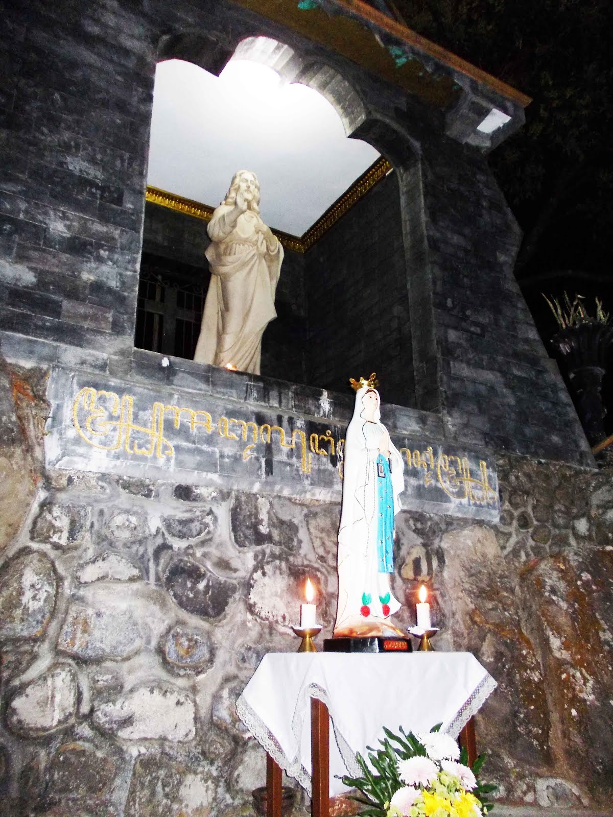 Bulan Rosario di Taman Doa Gereja Santa Maria Bunda Allah Tawangmangu, 13 Oktober, 2015
