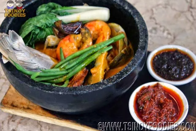 seafood kare kare