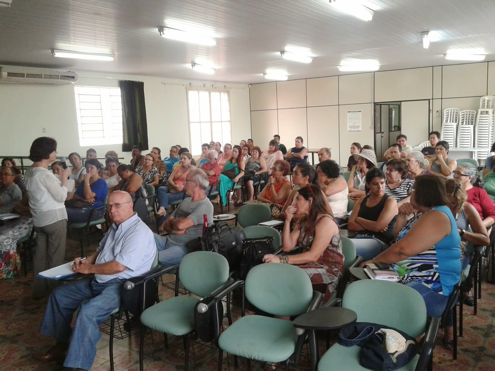 Reunião com a Sra.Marines Pannunzio