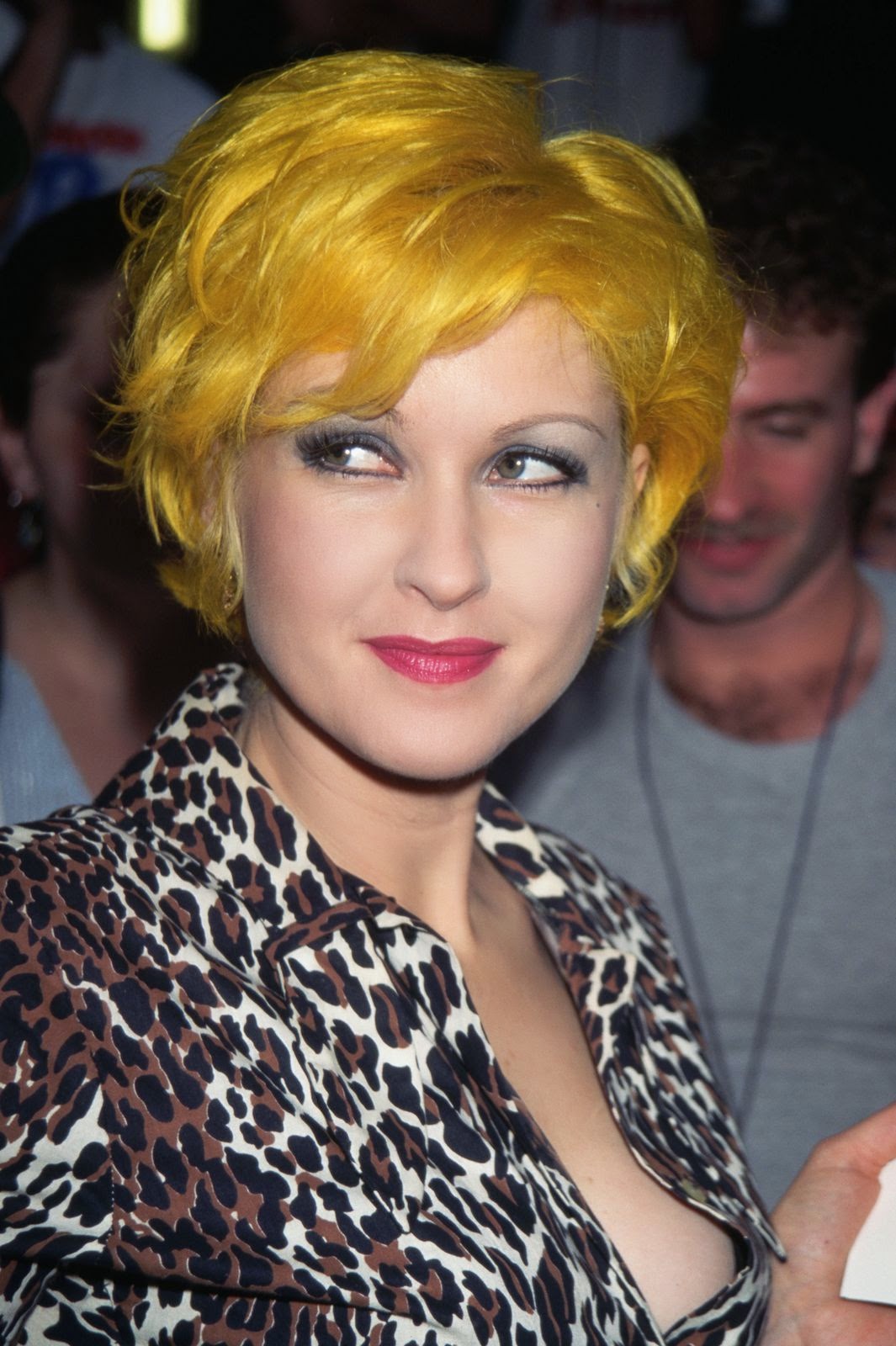 Actress In Bikini Cyndi Lauper hot photos without clothes bikini