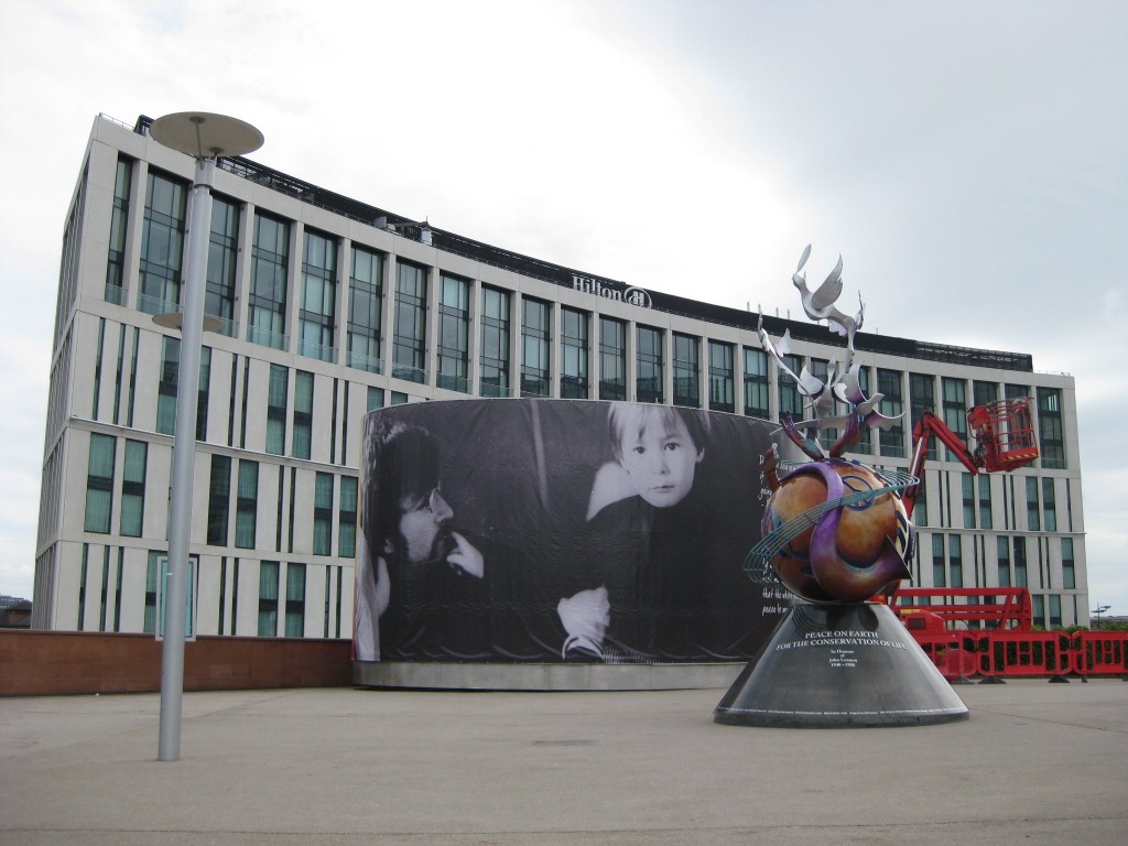 John+lennon+peace+monument+liverpool