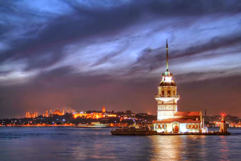 İstanbulKız Kulesi Resimleri HD Duvar KağıdıMaiden Tower Wallpaper