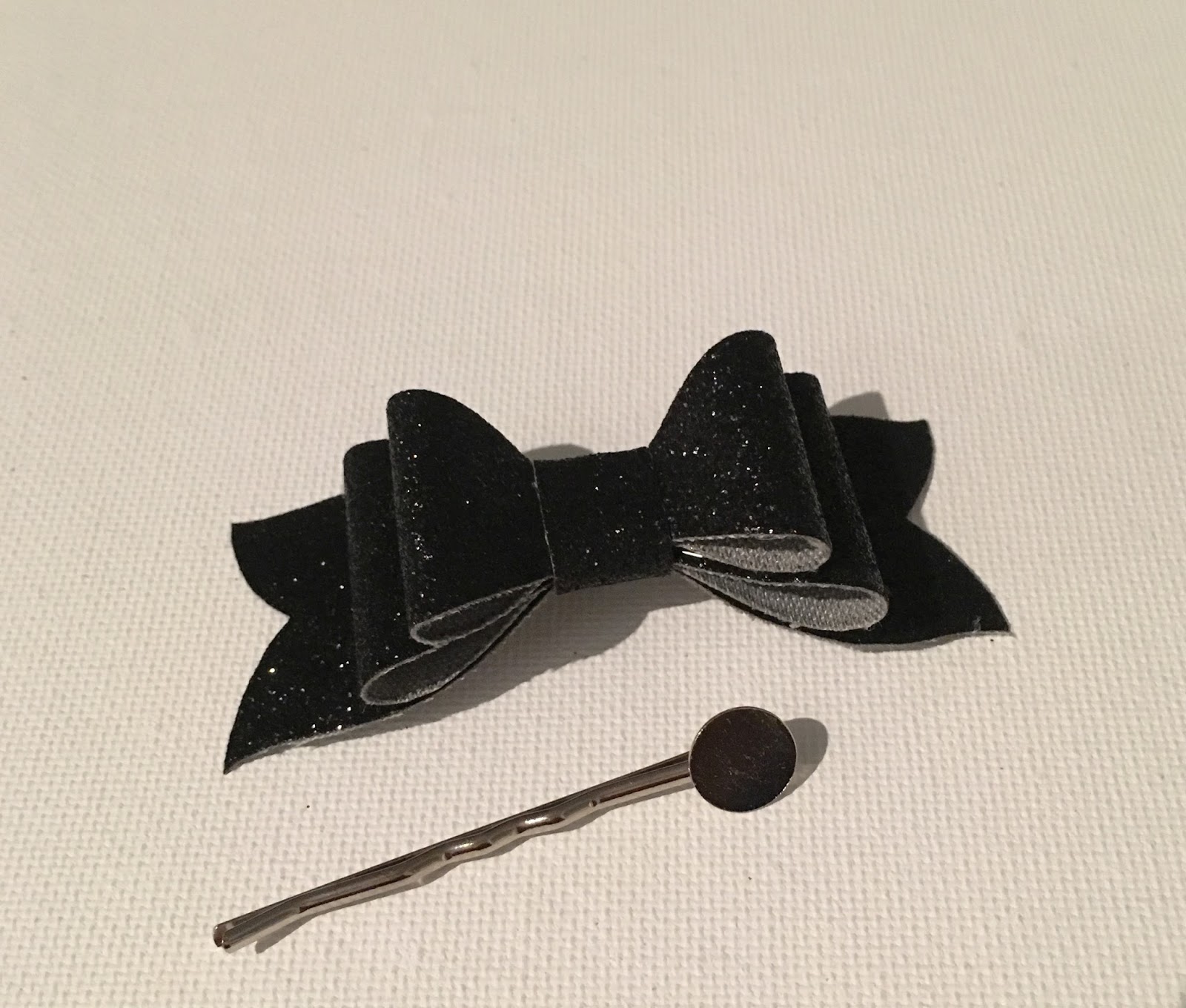 Create Kids Couture Glitter Bows