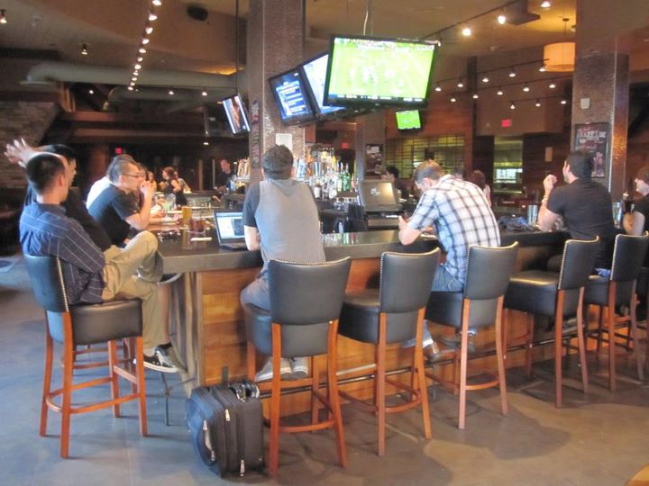 The Happy Hour Tour Bar Louie