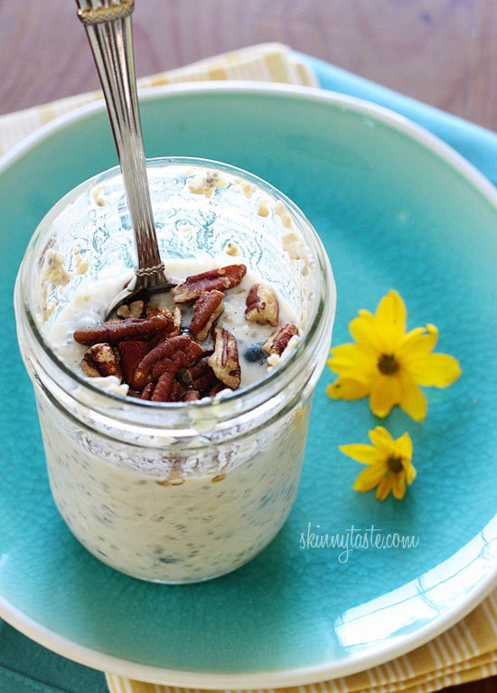 Skinny Overnight Oats in a Jar