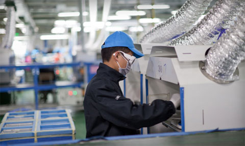 apple iphone china factories