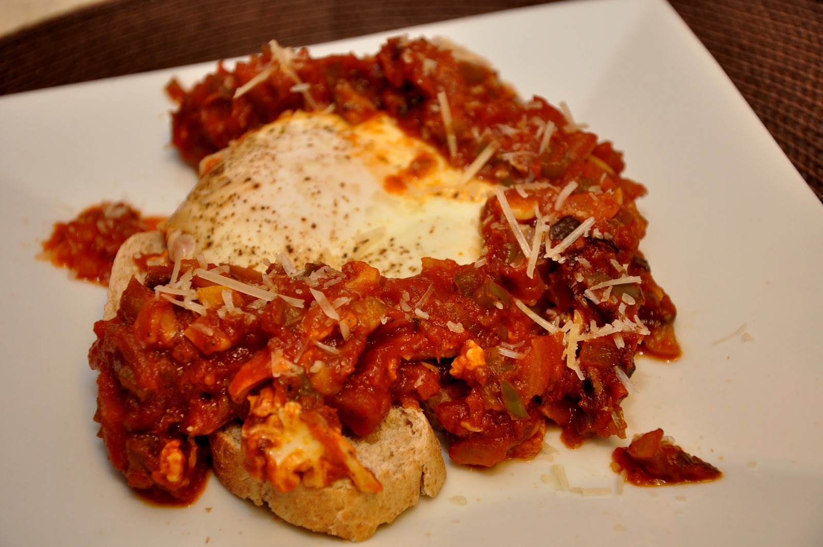 What's Cooking at Richard's ?? Poached Eggs in Marinara