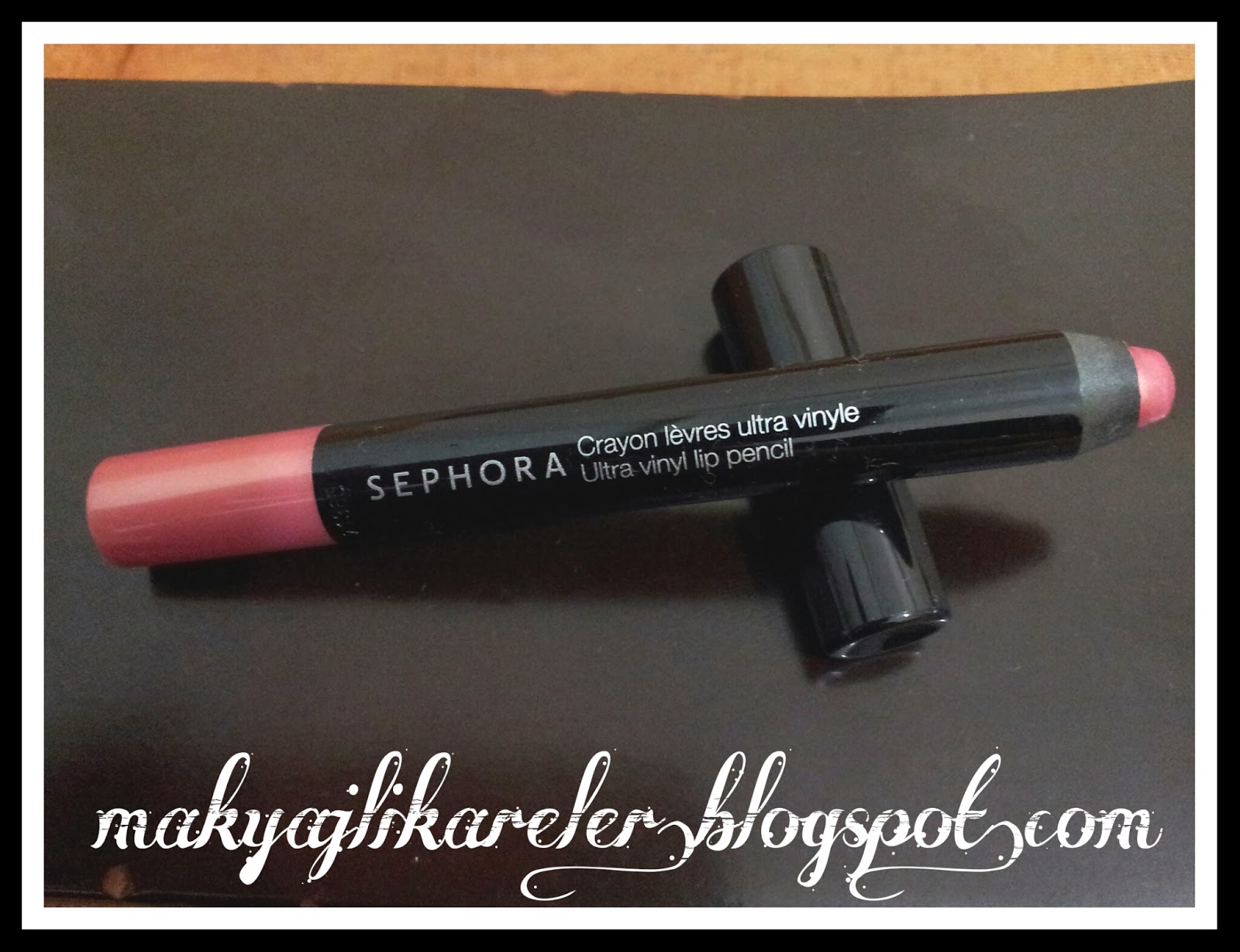 Makyajlı Kareler Sephora Ultra Vinyl Lip Pencil 07 Gorgeus Peach