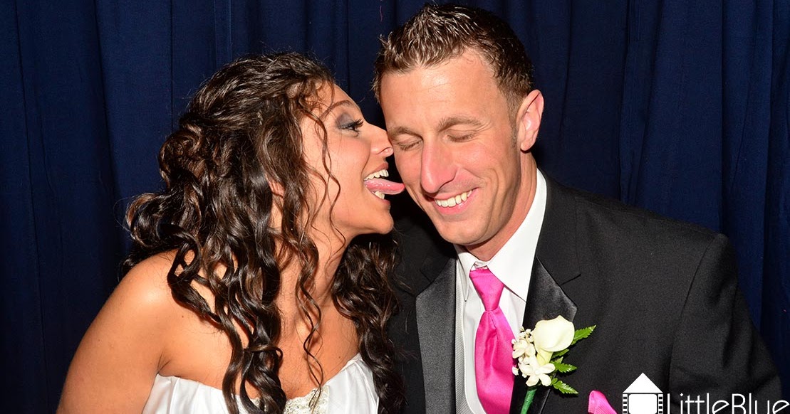 Lisa & Guy's Little Blue Photo Booth
