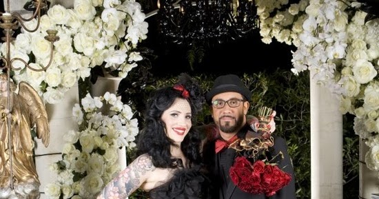 Medieval Wedding Dresses: Gothic Wedding Gifts Introduction