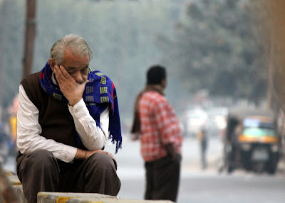 lonely-feeling-alone-amongst-a-billion-p