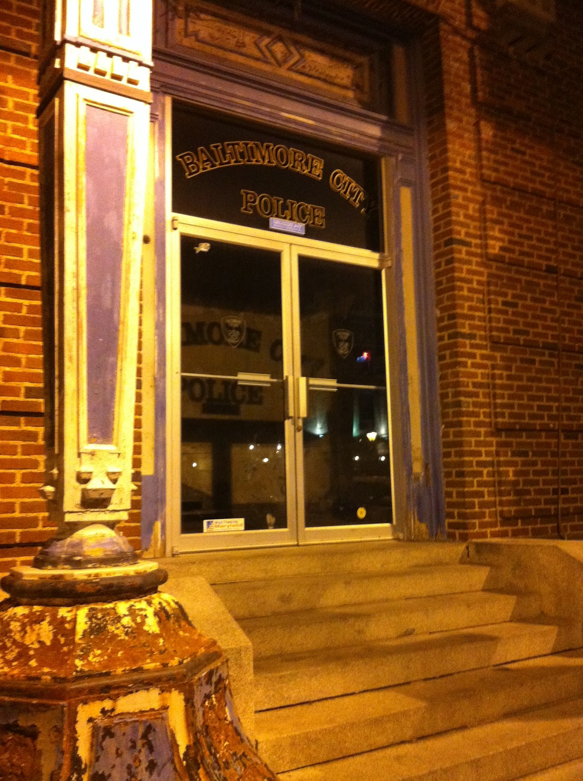 the art of construction Cat's Eye in Fell's Point, Baltimore