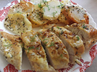 Куриные грудки в сметане