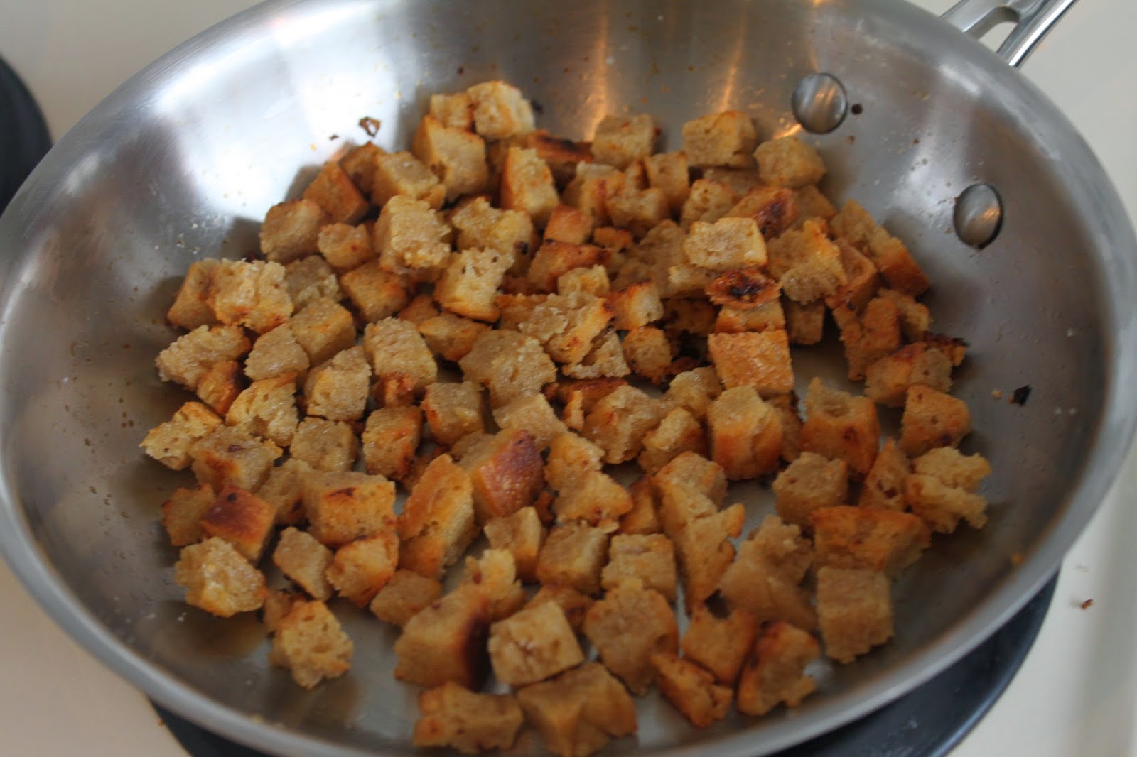 Fancy Food Thoughts Homemade Croutons/Breadcrumbs! (Gluten Free Option!)