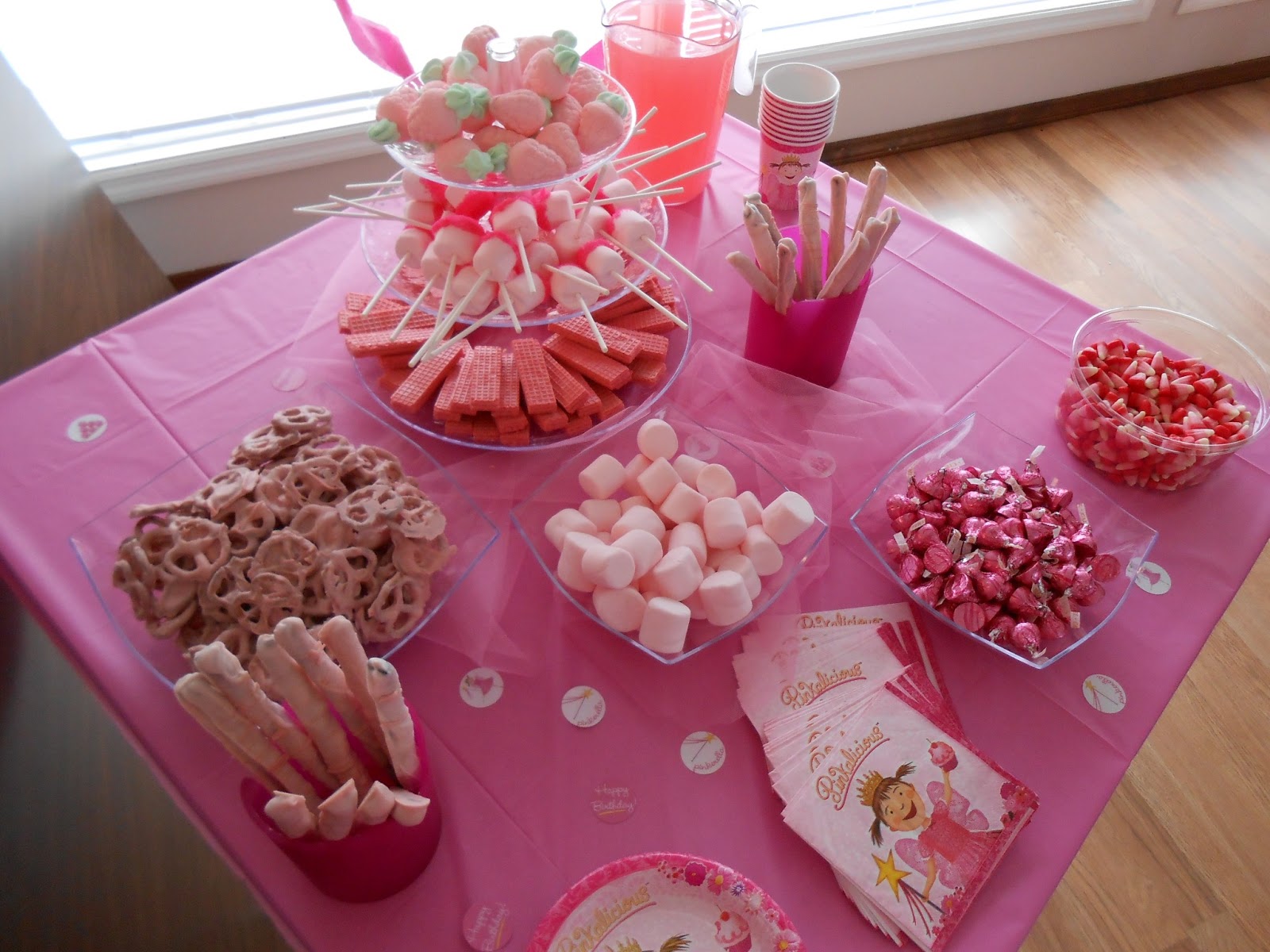 Teach Academy Zoe's Pinkalicious Birthday Party