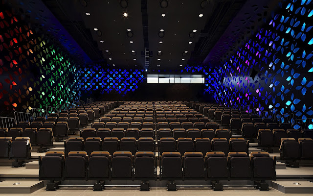 Photo of main hall with interesting walls lighten up in colors