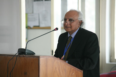 Wilfred US Season 1 Complete 720p download torrent - TPB