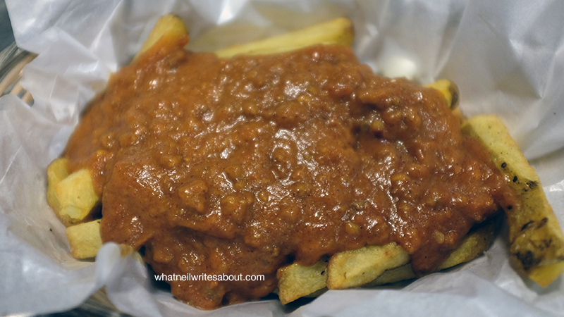 Charlie's Grind & Grill San Juan Metro Manila Burger, Chili Fries Review