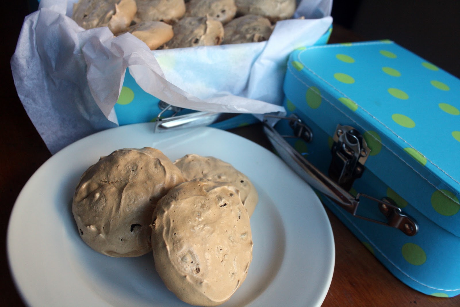 MakeMeals Mama MailReady Espresso Chocolate Chip Meringues