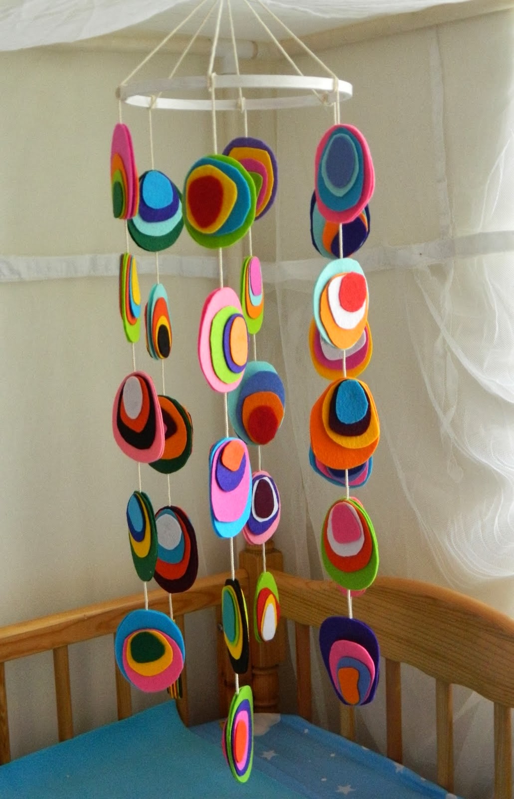 6 Homemade Baby Crib Mobiles DIY Craft Projects