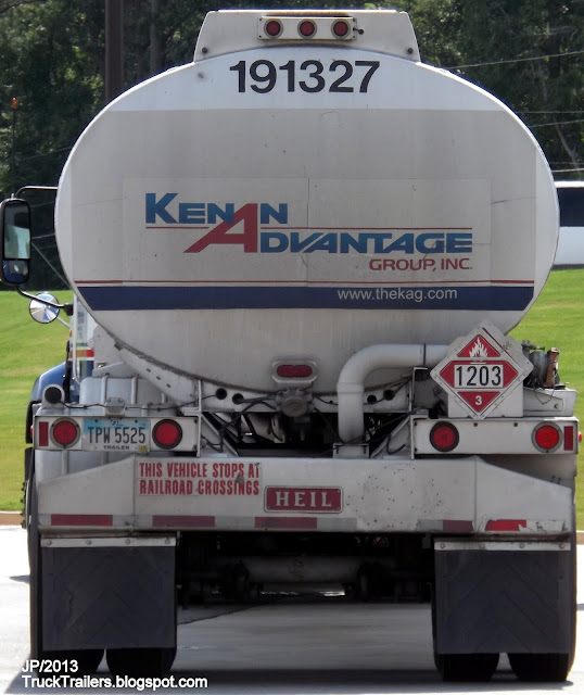 TRUCK TRAILER Transport Express Freight Logistic Diesel Mack Peterbilt