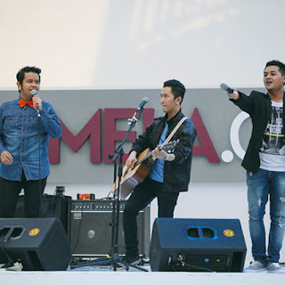 kunci gitar 3 Composer Pemberi Harapan Palsu kunci gitar 3 Composer Pemberi Harapan Palsu