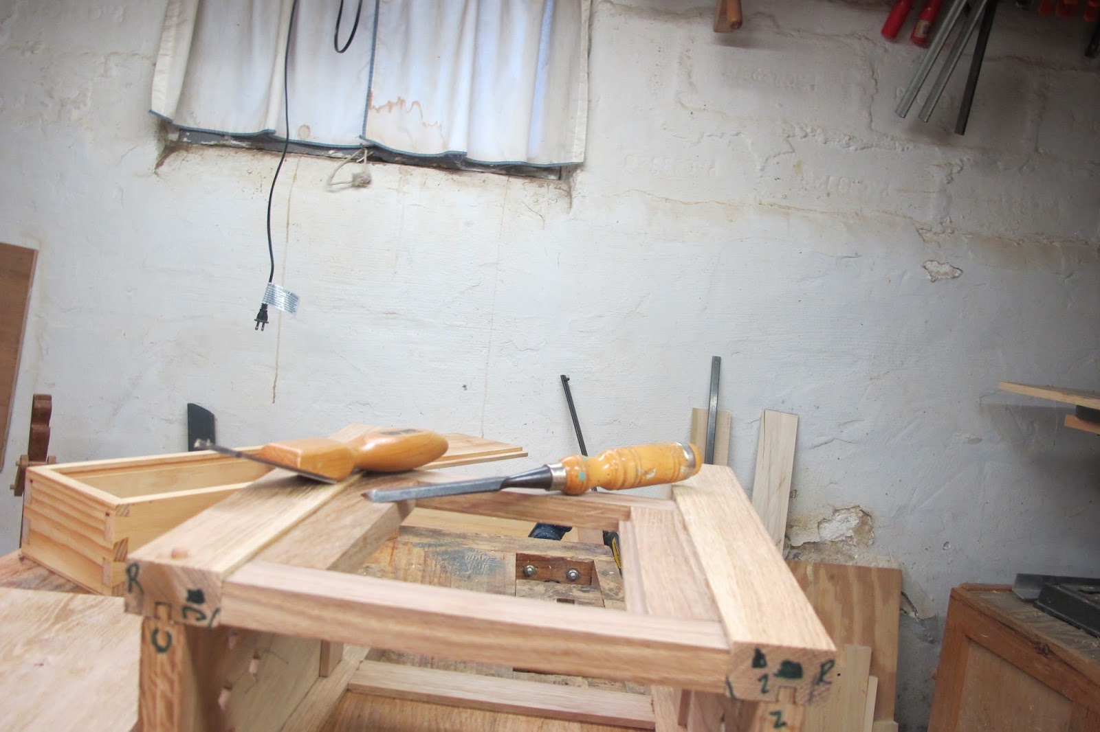 Best Woodworking Plans site Plans to Making Rotating Bookcase Plans