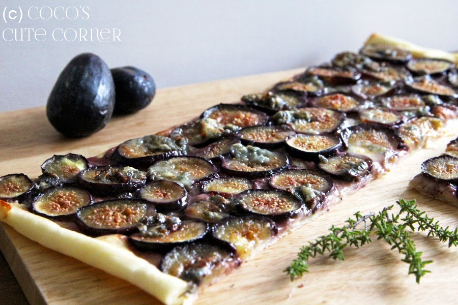 Pizza with Figs and Gorgonzola