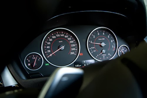BMW 320i Indonesia