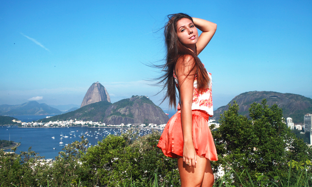 Nome: Carolina Portaluppi Idade: 18 anos