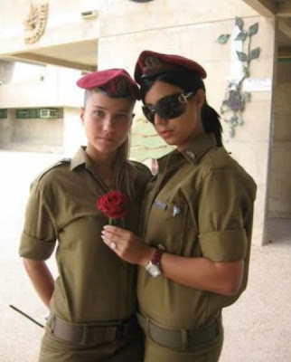 GIRLS IN ISRAEL ARMY