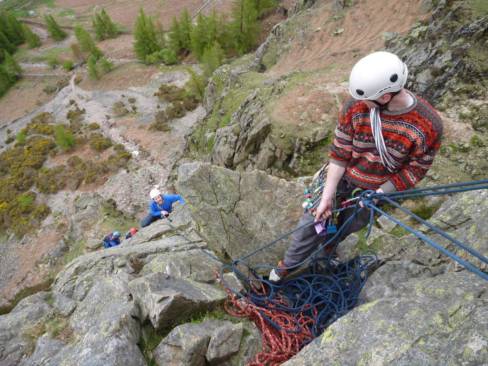 Outdoor Courses for Scrambling, Climbing, Kayaking & Mountain