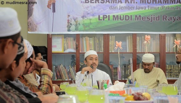 Seharian Bersama KH. Idrus Ramli Dayah MUDI Mesra