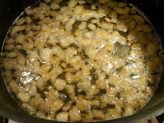 A Cake Bakes in Brooklyn November 2011