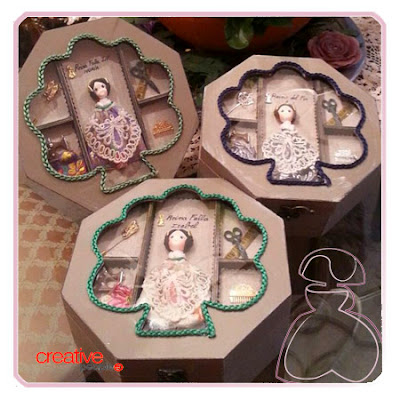 Cajita de madera para accesorios falleros realizada por Sylvia López Morant y decorada a mano Cajita de madera para accesorios falleros realizada por Sylvia López Morant y decorada a mano