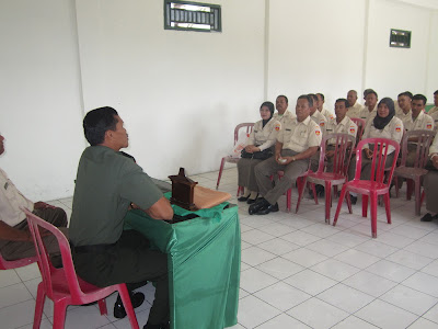 PENGARAHAN PASIMIN KEPADA PNS KODIM 0725/SRAGEN