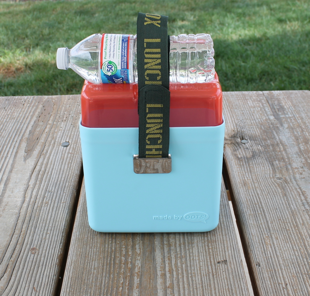 Mamabelly's Lunches With Love OOTS! Lunchbox Deluxe Review & Giveaway