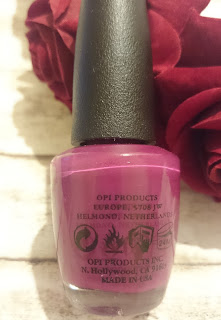 Review OPI Nail Lacquer Get cherried away - Coca Cola Kollektion