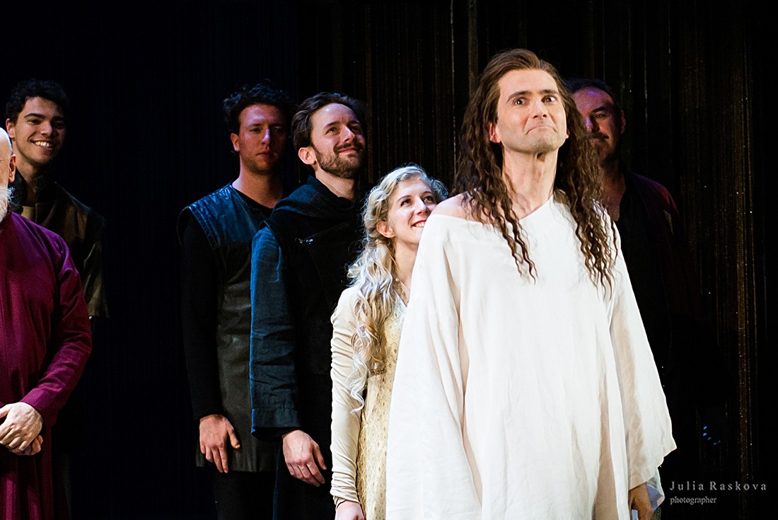 PHOTOS David Tennant Takes His Curtain Call In Richard II