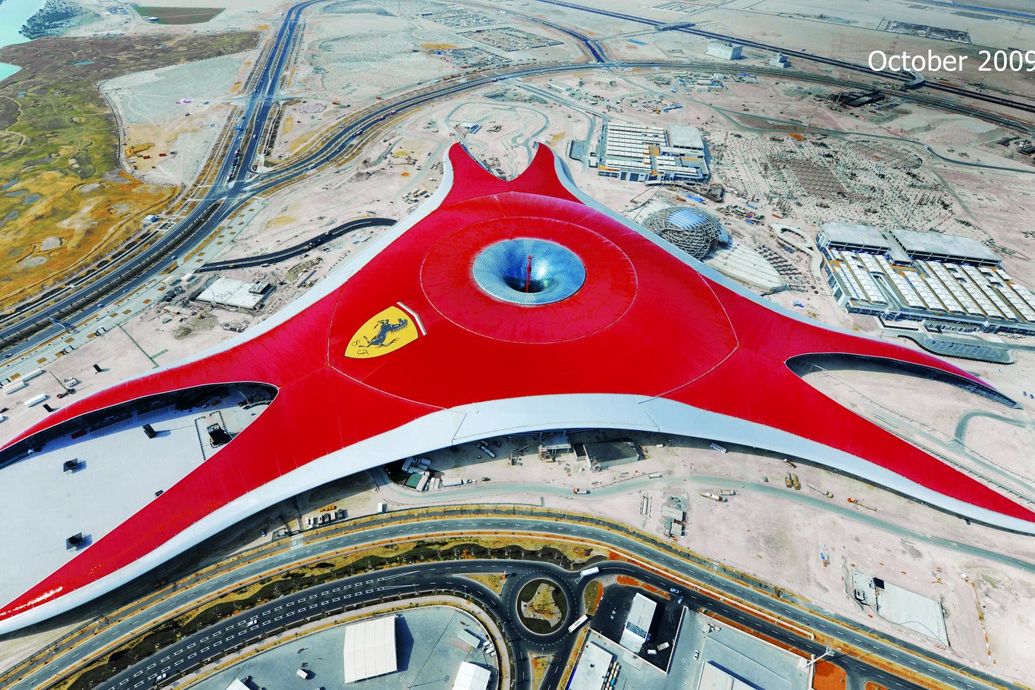 Monocar Ferrari Word Abu Dhabi Yas Island And School